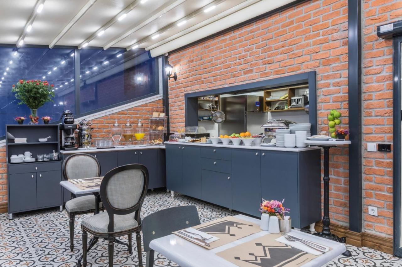 Hotel Meroddi La Porta